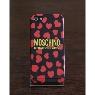 Moschino Чехол на iPhone 5/5s (Hearts), , 850,00 р., Moschino Чехол на iPhone 5/5s (Hearts), Чехлы для iPhone 5/5s, , Чехлы для iPhone 5/5s